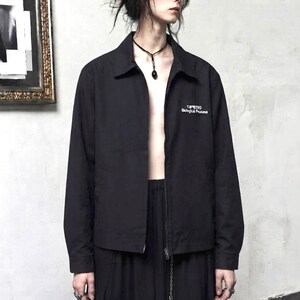 Y2K svart arbetsjacka, kort dragkedja minimalistisk jacka, casual unisex ytterkläder, S/M