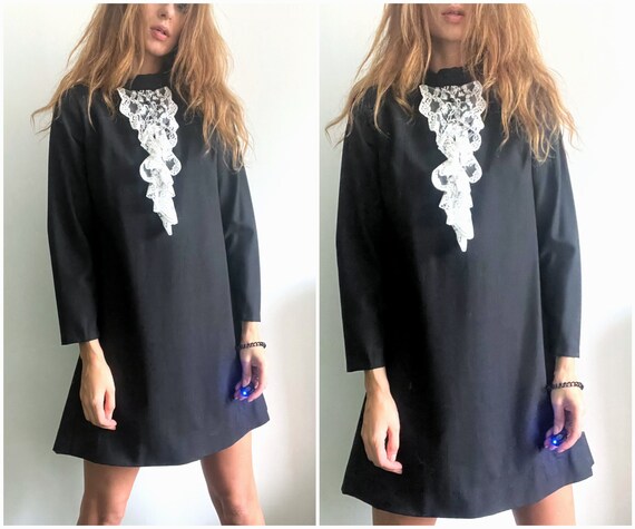 Black shift dress with white collar online