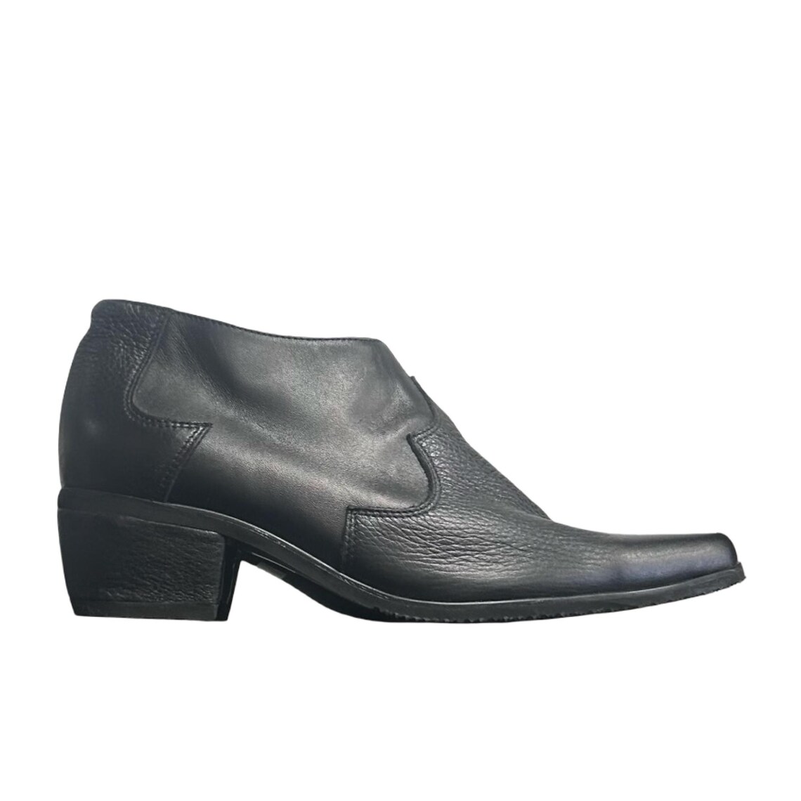 Handmade Black Leather Ankle Boots – Pointy Toe Western Biker Shoes, EU38, foto 1 di 5