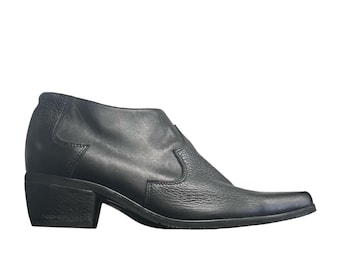 Handmade Black Leather Ankle Boots – Pointy Toe Western Biker Shoes, EU38