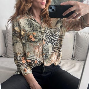 80s Vintage Viscose Blouse: Animal Floral Print, Earth Tones - Size L