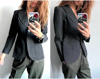 Black Classic Two Buttons Retro Blazer / Smart Preppy Elegant Jacket / Vintage 70s Classy Jacket - M