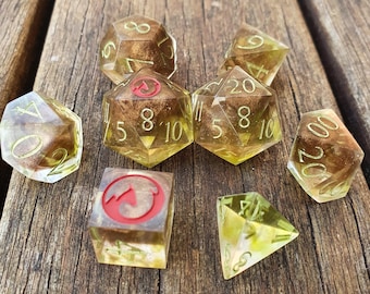 Maçã Proibida (conjunto de dados poliédricos artesanais de 7 ou 8 peças)