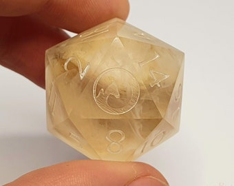 Sand Dune (grande 25mm d20, com tinta sob solicitação) (qualquer falha listada na descrição)