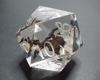 Flying Dragon (extra grande 40mm d20, com tinta a pedido) (quaisquer falhas listadas na descrição)