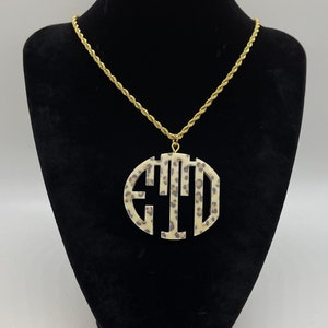Leopard Monogram Necklace, Custom Monogram Nameplate Necklace, Elegant Initials, Acrylic Monogram Necklace for Women, Bridesmaids Gifts