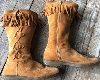 Early 2000s brown fringe suede cowboy boots | country | festival | vintage