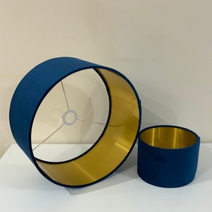 Abat-jour bleu pour plafonnier, table et lampadaire, matériau en velours avec doublure en or brossé et argent. image 1