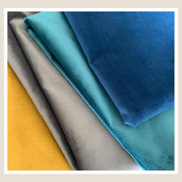 Luxe fluwelen stof per meter voor gordijnkussenhoezen en handwerk verkrijgbaar in verschillende kleuren.