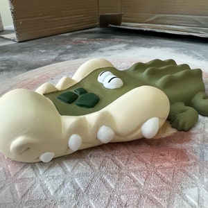 Alligator Sculpture