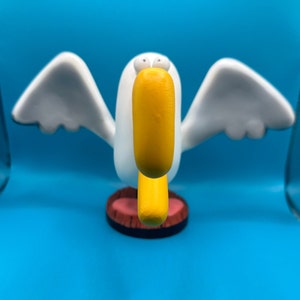 Screamin' Steven the Seagull Sculpture