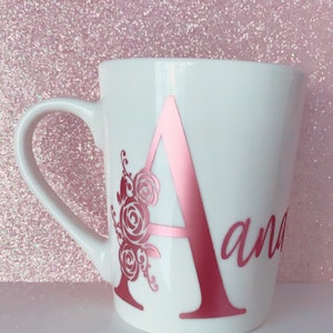 Personalized coffee cup with name | Taza de café personalizada con nombre