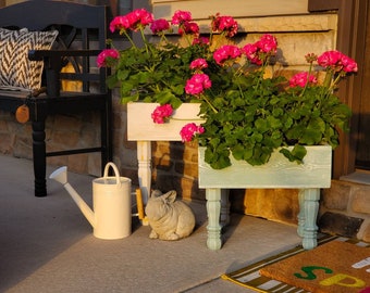 20" Wooden Farmhouse Patio Planter, Cottage Planter, Handmade Rustic Herb Box