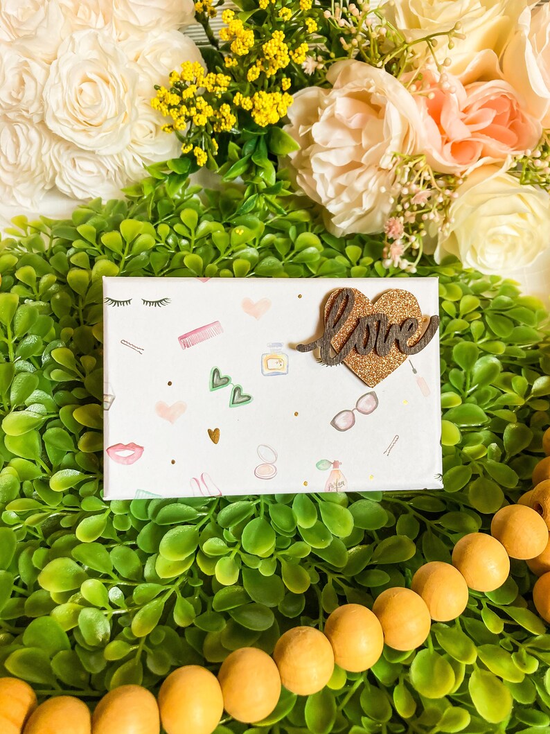 Craft Room Decor Love Note Wood Note Sign Valentine/'s Day Decor Spring Decor