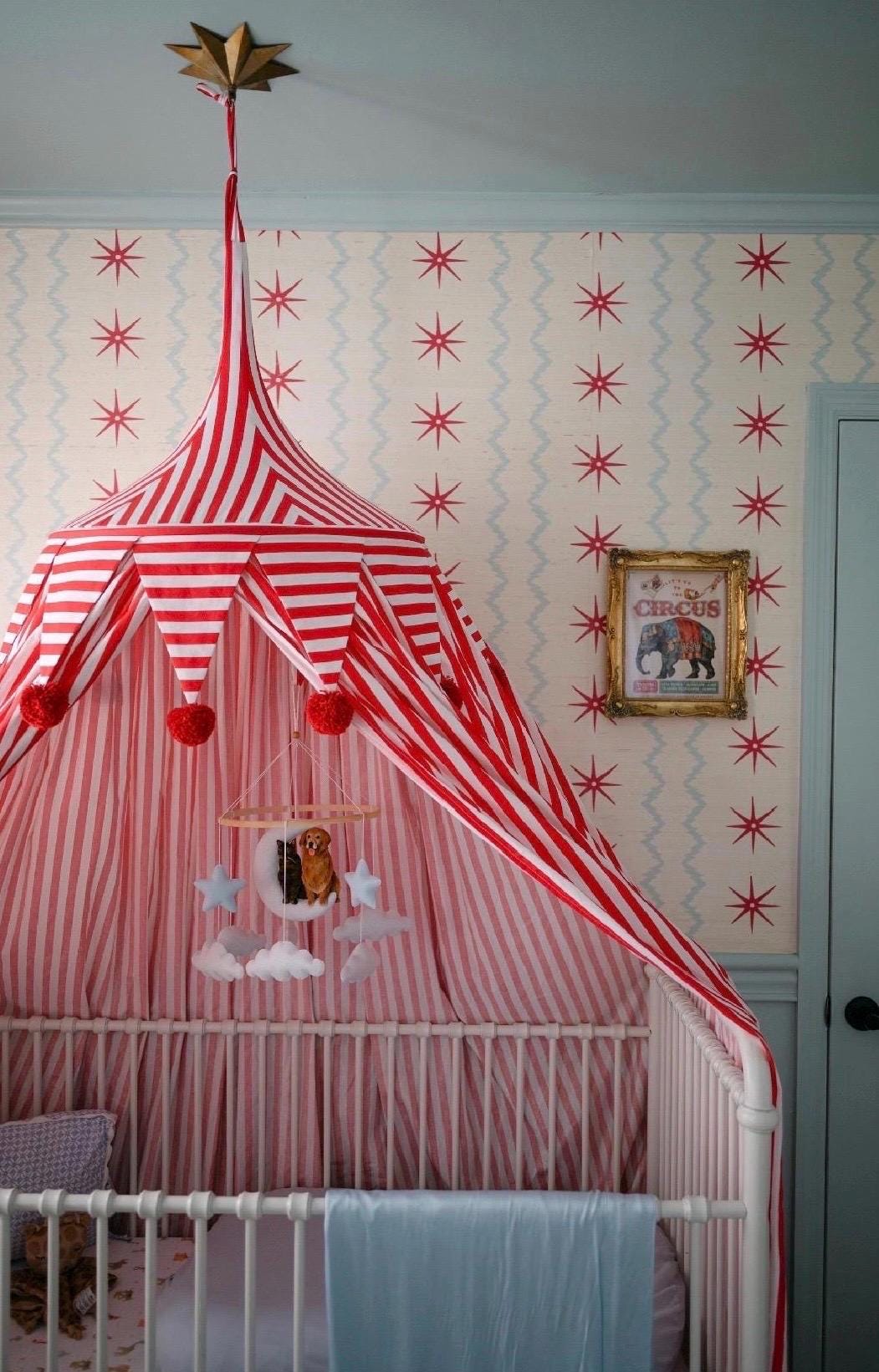Circus　circus　chic mesh bed Circus Canopy Bed - Etsy