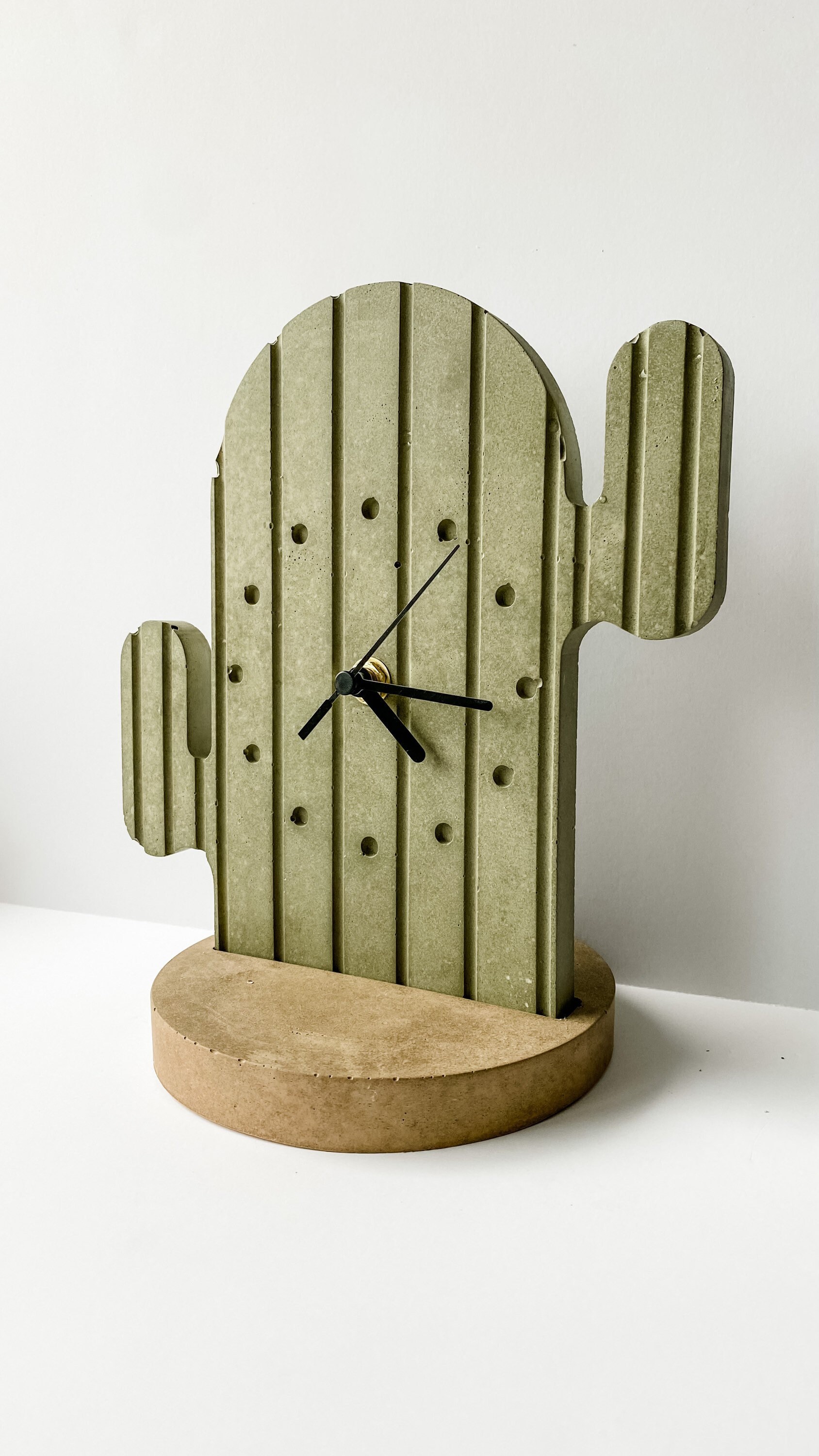 Cactus Clock | Concrete Cactus Clock | Concrete Clock | Clock | Cactus ...
