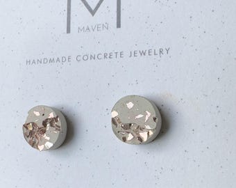 Beton und Rosegold Ohrstecker | Glas- und Betonohrstecker | Betonschmuck | Weihnachtsgeschenk | Geschenkidee