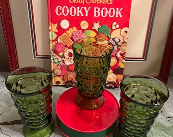 Vintage Whitehall Green (Avocado) Iced Tea Glasses by Colony