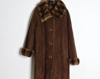 Vintage 70s Dark Brown Faux Fur Warm Winter Womens Coat Grunge Retro Overcoat Jacket Size Medium M