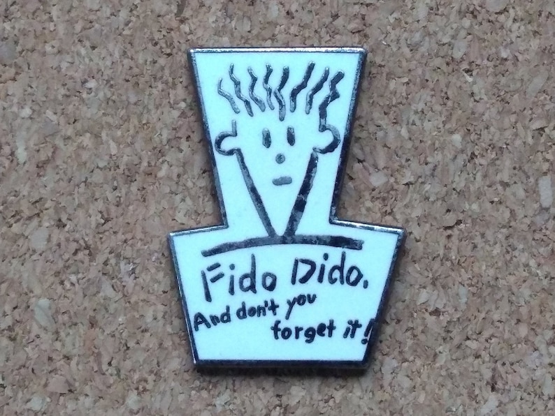 Vintage Fido Dido 7 Up soda pins: Skating Fido, Skiing Fido & "It's cool to be clear" enamel pins Fido Dido