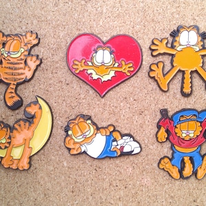 Vintage Garfield de kat pinnen: Garfield hart, Garfield maan en andere Garfield emaille pinnen