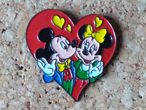 Vintage Disney Minnie Mouse pins: Minnie Mouse he… - image 3