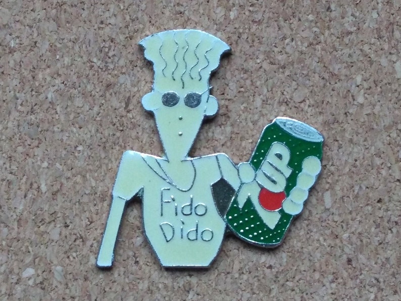 Vintage Fido Dido 7 Up soda pins: Skating Fido, Skiing Fido & "It's cool to be clear" enamel pins Sunglasses