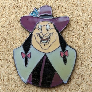 Vintage Disney&#39;s Pocahontas Governor Ratcliffe enamel pin