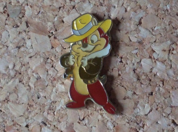 Vintage Disney Pins: Donald Duck, Scrooge Mcduck, Goofy, Snow
