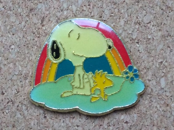 Vintage "Peanuts" pins: Snoopy and Woodstock rain… - image 4