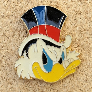 Vintage Disney Scrooge McDuck blue eyes head enamel pin