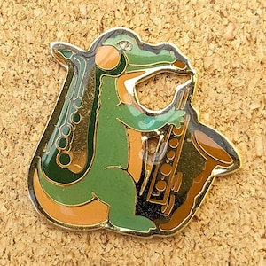 Vintage Saxy Gator enamel pin