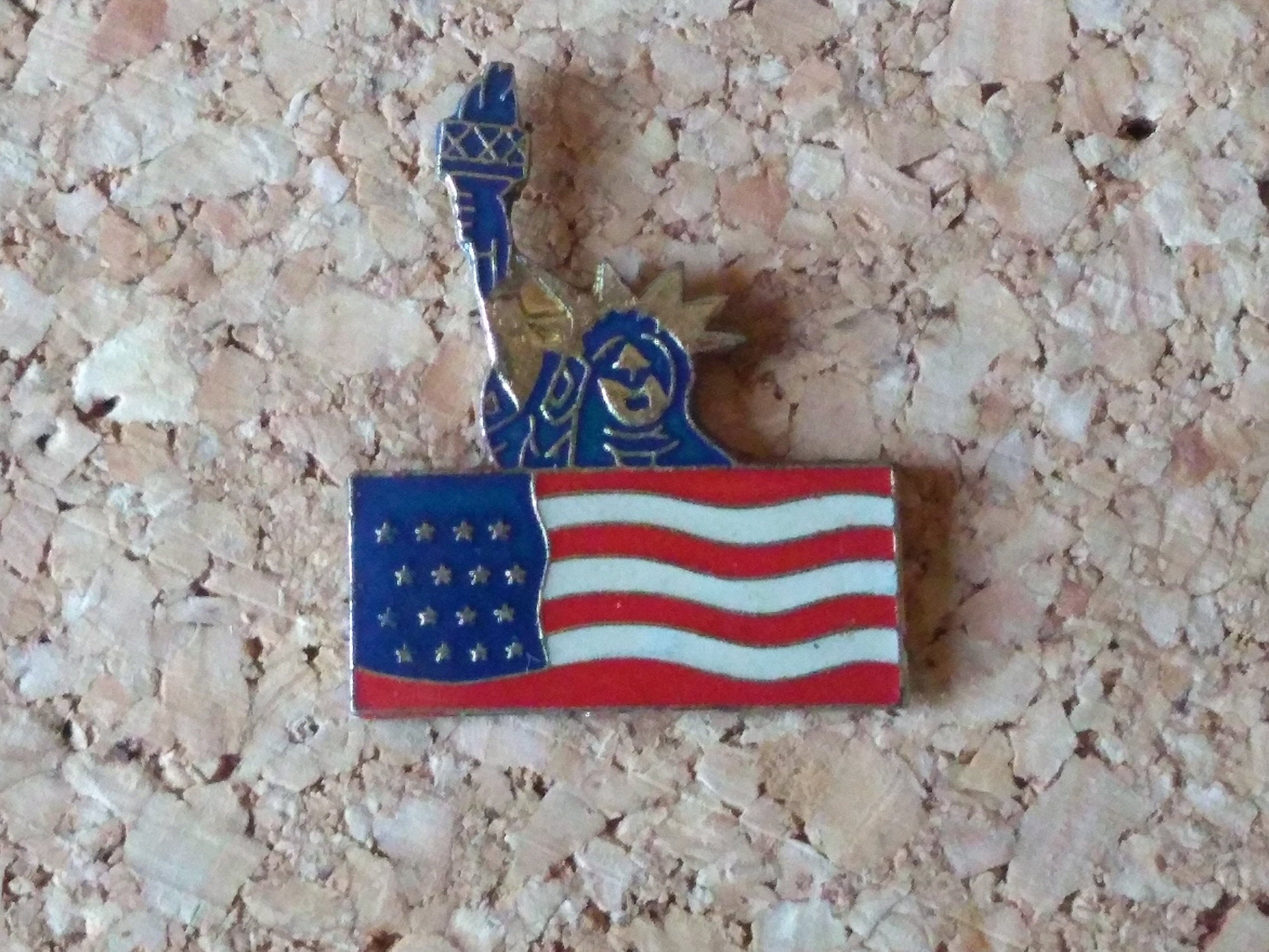 Vintage New York Pins: Statue of Liberty the Big Apple & New - Etsy