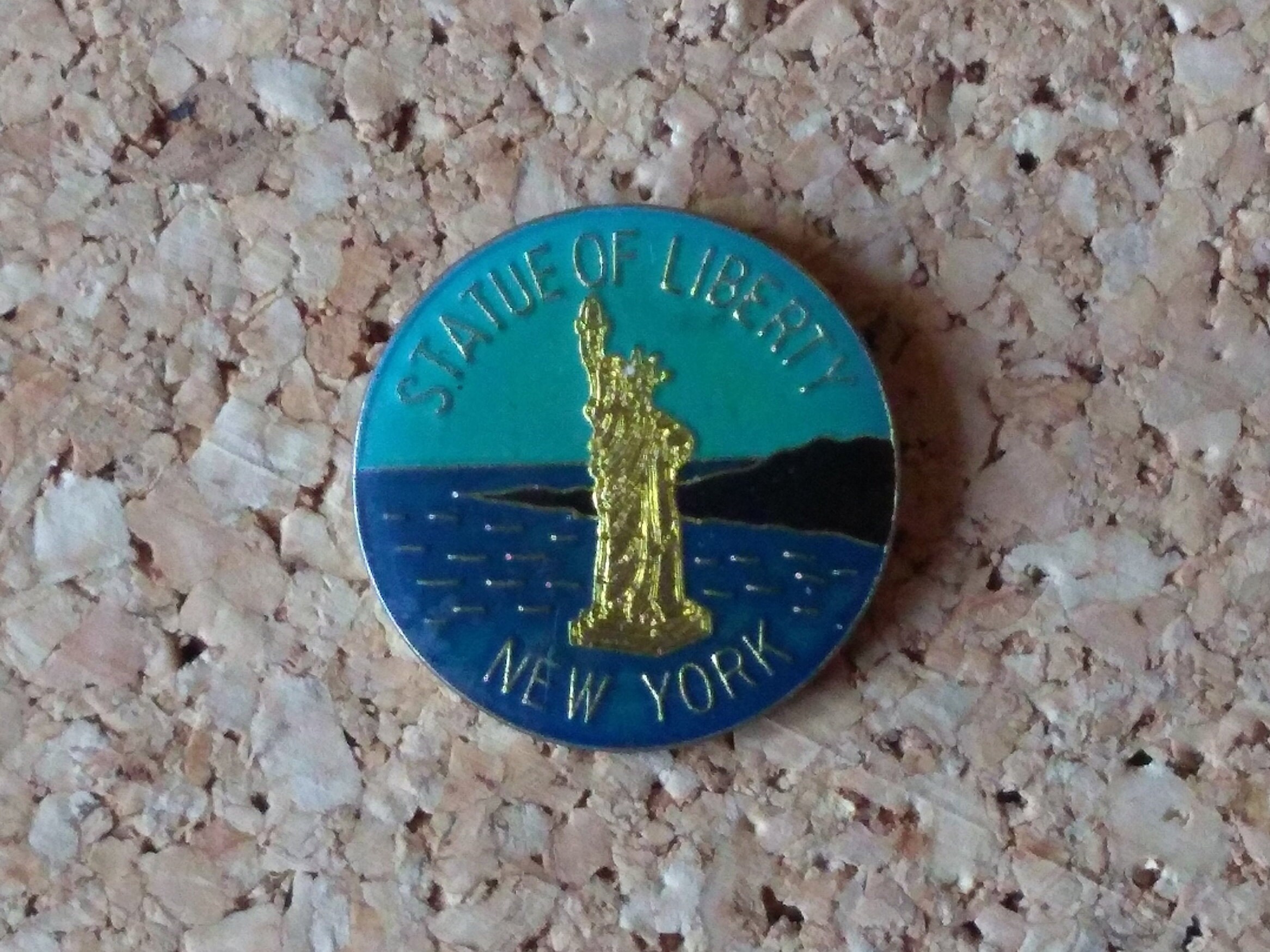 Vintage New York Pins: Statue of Liberty the Big Apple & New