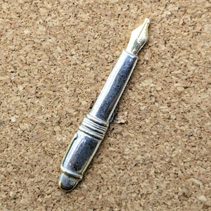 Vintage elegant fountain pen metal pin