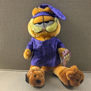 Vintage Garfield dress-up plush: Pooky pajamas sleepy Garfield stuffed animal