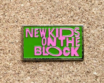 Vintage New Kids on the Block Emaille Pin