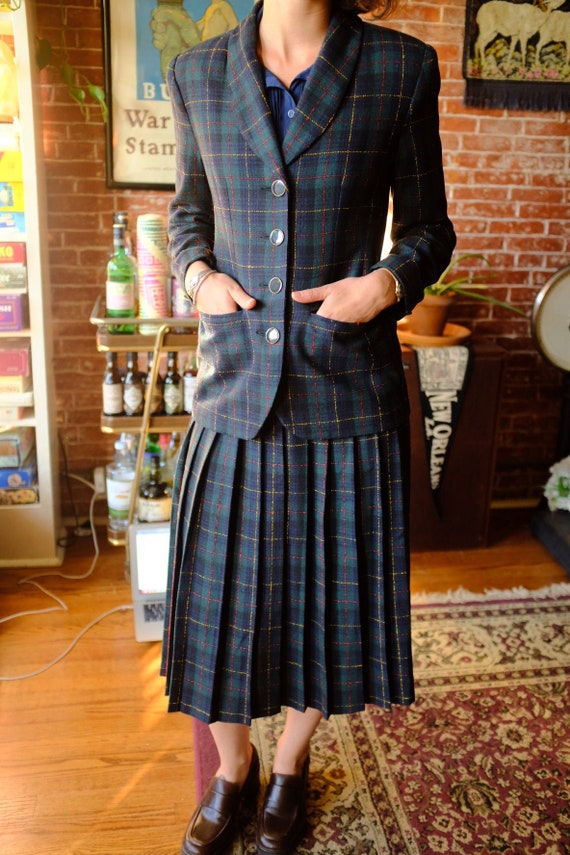 XS Vintage Green Tartan Skirt Suit