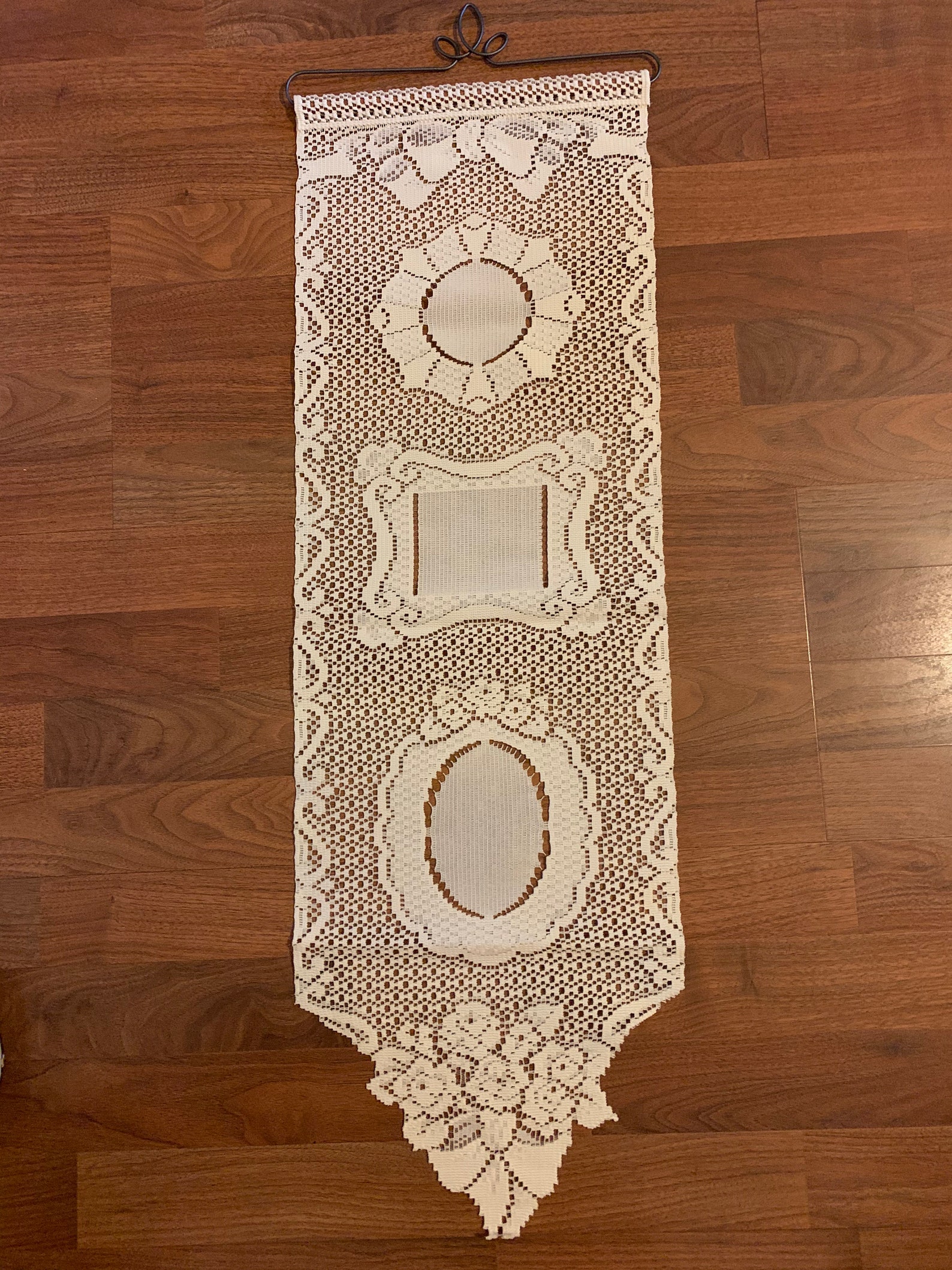 HERITAGE LACE PHOTO Lace Wall Hanging Picture Perfect in Etsy.de