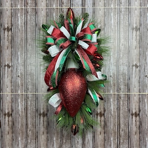 Traditional christmas swag,red and green Christmas swag,