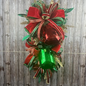 Traditional christmas swag,red and green Christmas swag,