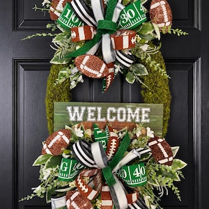 Football Wreath, Custom Football Team Wreath, Football Door Decor, Game Day Wreath, Team Color Front Door Wreath, Sports Fan Decor, Football