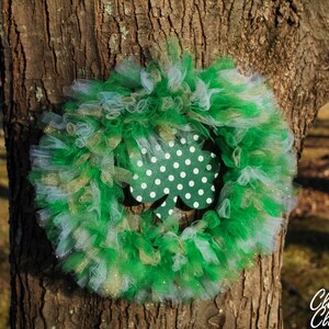 St. Patrick&#39;s Day Wreath, Green and Gold Wreath, Clover Tulle Irish Wreath, Three Leaf Clover, Fluffy Tulle St&#39; Paddy&#39;s Day Lucky Wreath