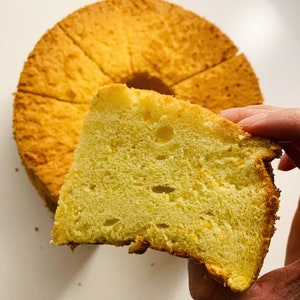 orange chiffon cake image 1