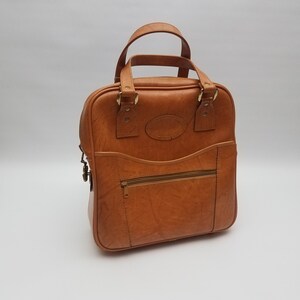 Lovely 1950s faux leather vinyl travel bag in brown Tassen & portemonnees Bagage & Reizen Weekendtassen 