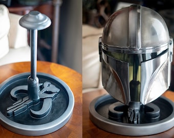 Mandalorian Helmet Stand