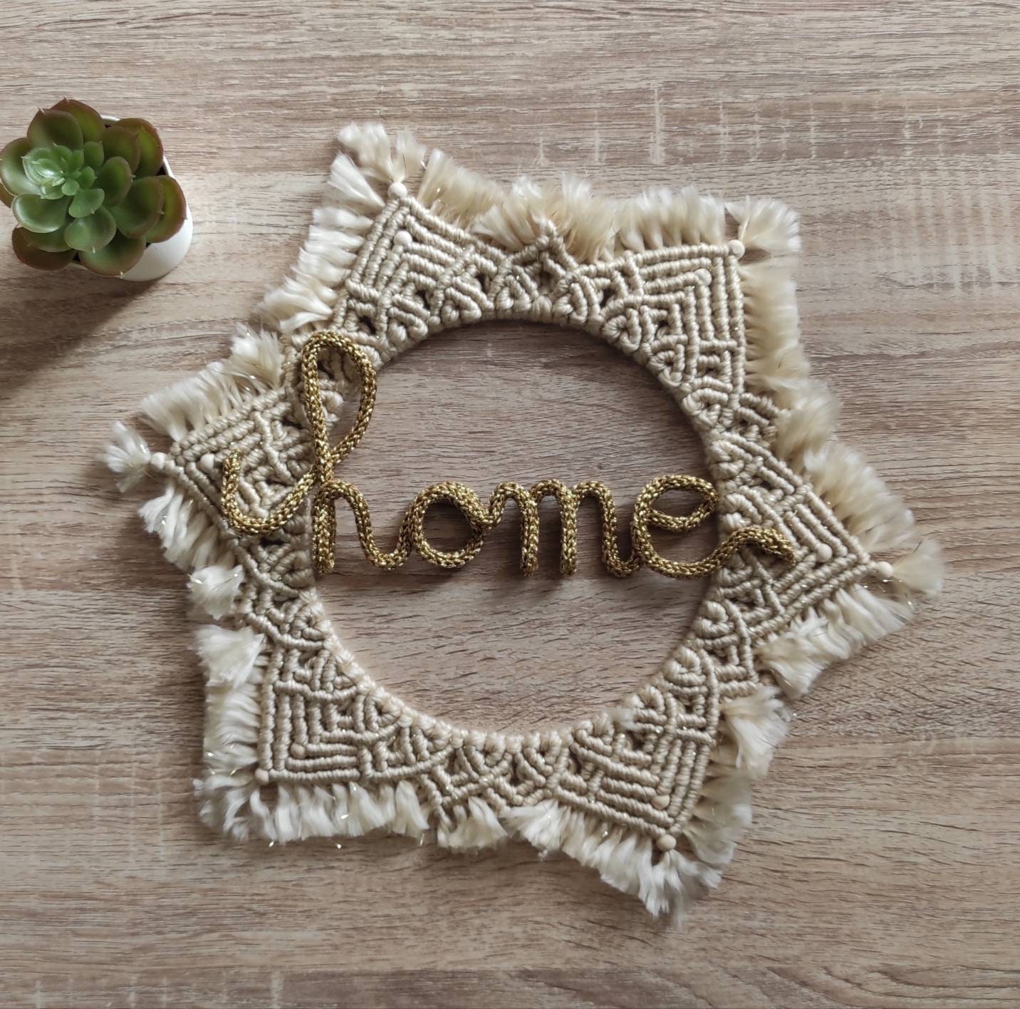 Couronne Macramé Murale Étoilée