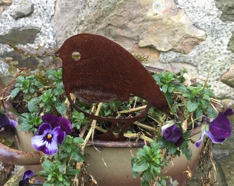 Rusted Robin Garden Stake in Metal - Handmade  garden gifts - Exterior decorative art -  Rusty outdoor metal art