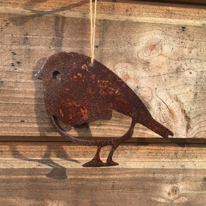 Verroeste Hangende Robin in metaal Handgemaakte roestige tuincadeaus Decoratieve buitenkunst Buitenmetaalkunst afbeelding 3