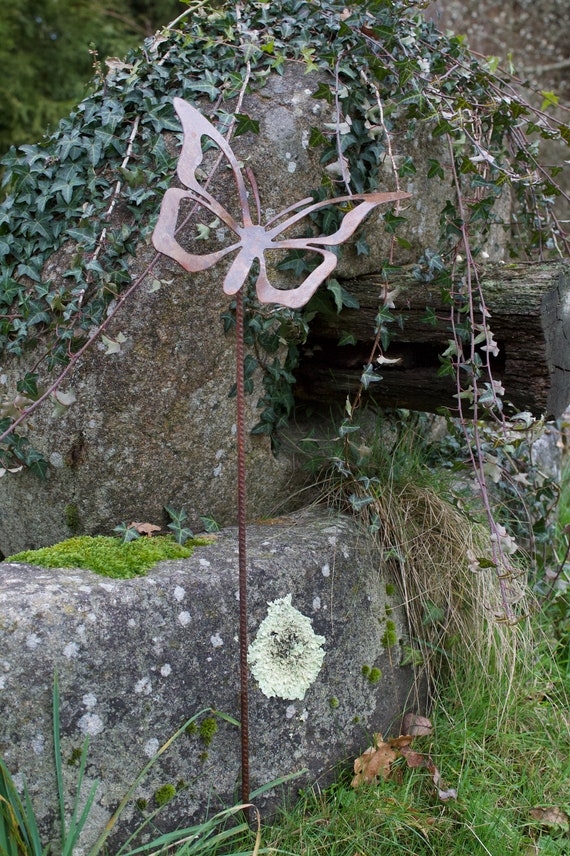 Papillon en métal rouillé Piquet de jardin Piquets de pot de fleurs Art de  jardin en métal rouillé Art rustique Extérieur animal décoratif cadeau  idéal -  France